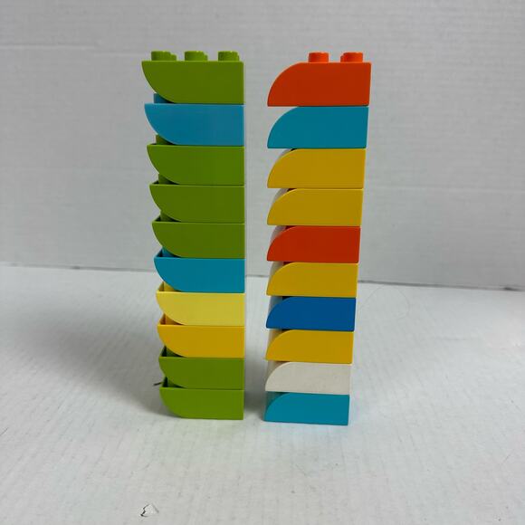 Duplo Lot of 20 Curved Top Slope Bricks Pieces Blocks 2x2 3x2 2x3. - Picture 3 of 7